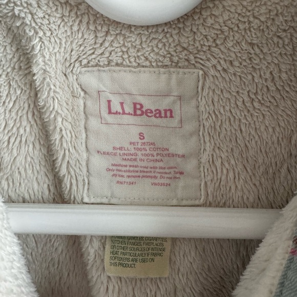 LL Bean womens sherpa lined flannel. Size petite small. - Picture 3 of 5